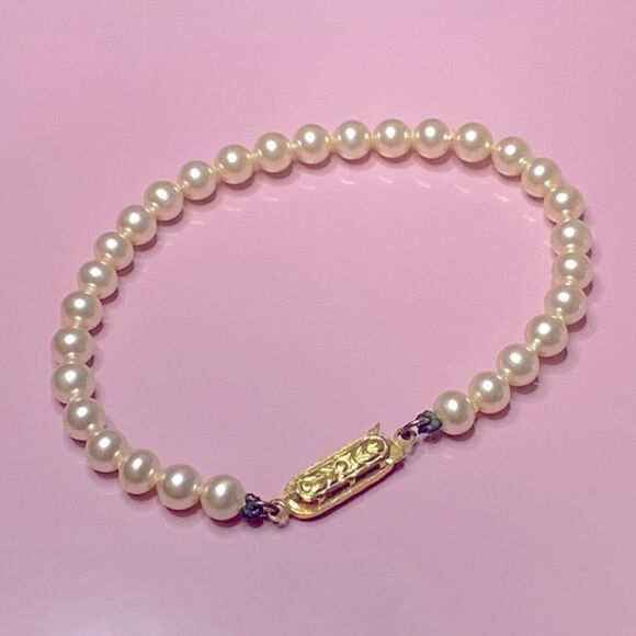 💛 Vintage Gold Plated Faux Pearl Bracelet - Picture 2 of 4